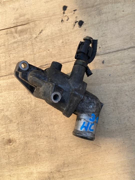 Scatola termostato 1.4 16V ASTRA CORSA TIGRA COMBO 90573325