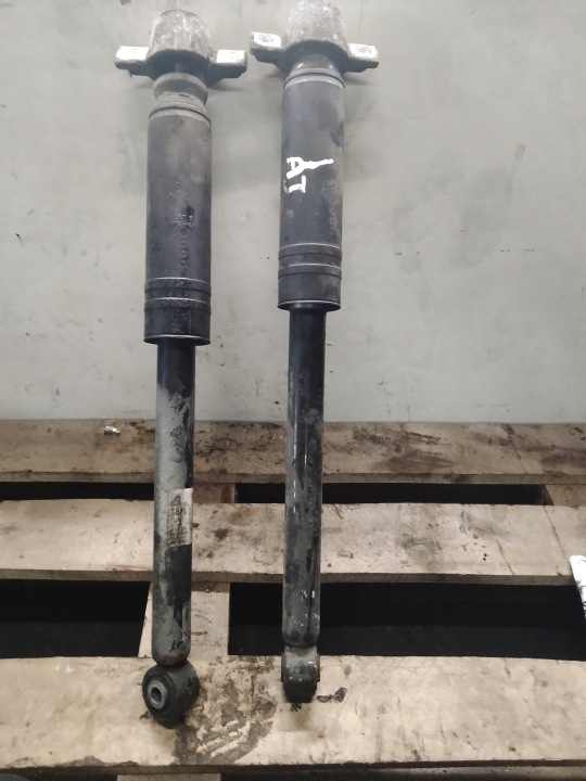 Stoßdämpfer heck hinten Opel Astra J kombi 13420233