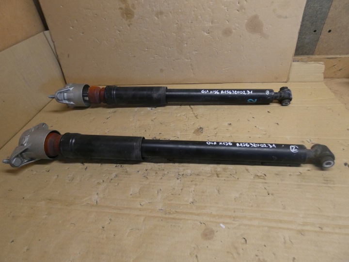 Stoßdämpfer hinten links MERCEDES-BENZ GLA (X156) A1563200231 2.0L diesel