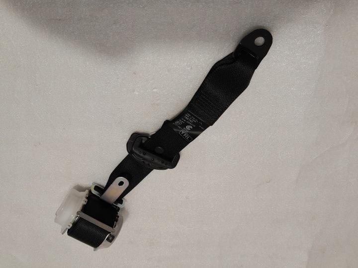 TOYOTA YARIS GR IV 4 tension belt safety right rear part 7336052510C0