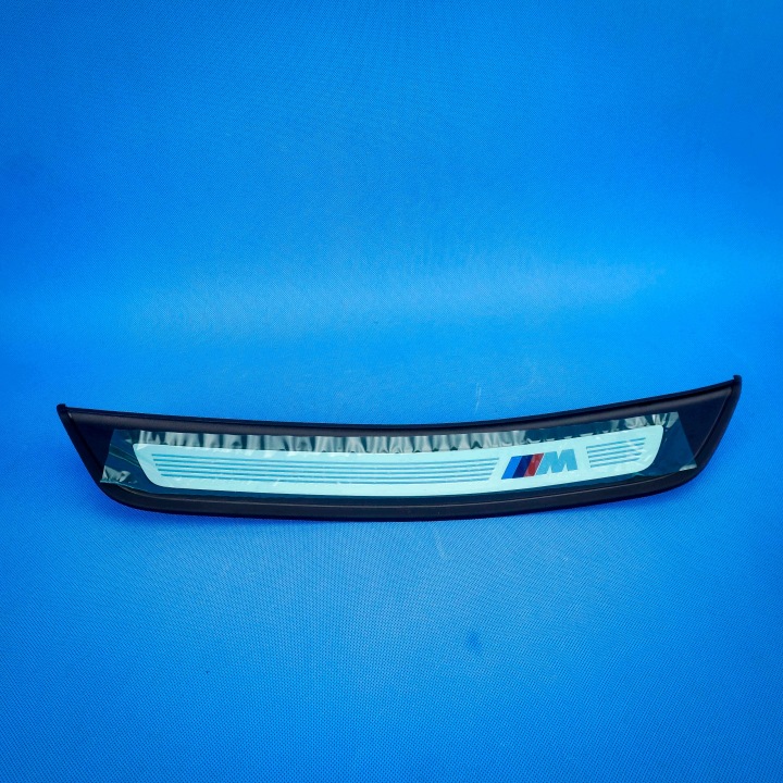 Moulage Couverture Jupe Arrière Droit M BMW 5 G30 51479447022 9447022 59km