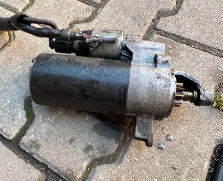 motorino di avviamento AUDI A4 B8 2.0 TDI 03L911021C MANUAL 6 ingranaggi