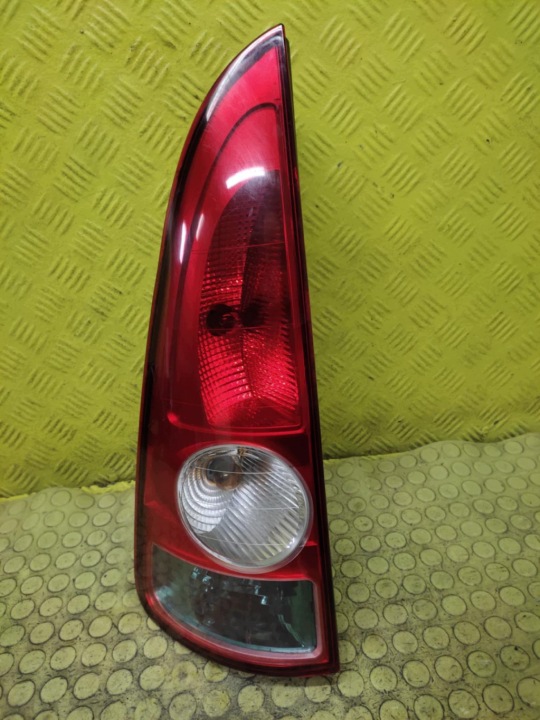 RENAULT ESPACE IV light left rear part 8200027153