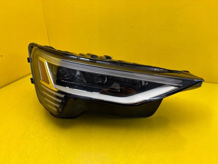 Licht rechts Audi Q4 E-Tron Matrix 4KE941036B USA