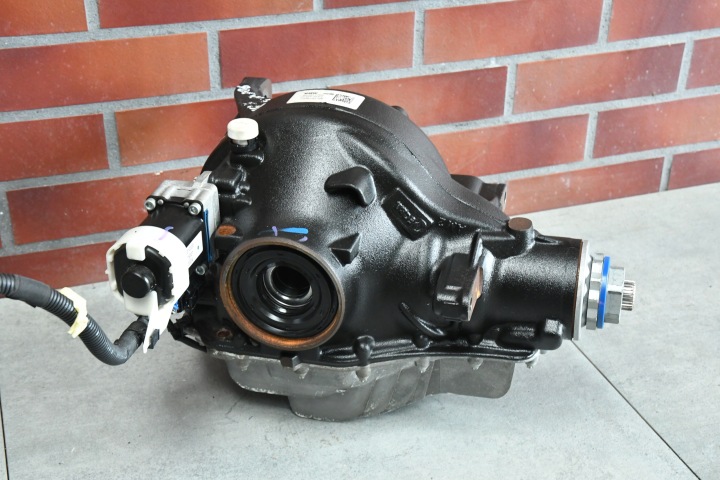 posteriore differenziale DIFFERENZIALE Piantone sterzo posteriore OSI BMW XM G09 8849117 182km