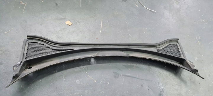 Q3 83A Wasserkastenabdeckung Wasserkasten PALSTIKOWE Blende Abdeckung Wischer vorne 83B819403A
