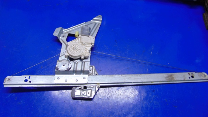 meccanismo alzacristalli sinistra anteriore MERCEDES SPRINTER 906 06-18 anno