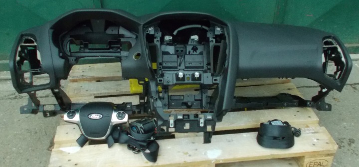 FORD FOCUS MK3 dashboard console airbag tension belts EU ORYG
