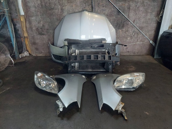 complete front bonnet bumper light fender SKODA ROOMSTER and 9156