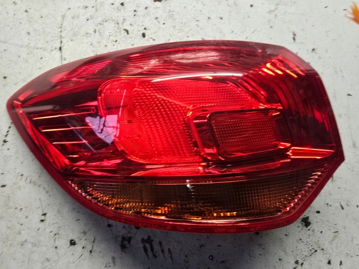 OPEL ASTRA J KOMBI Licht W Kotflügel links heck links hinten JASNA CALA