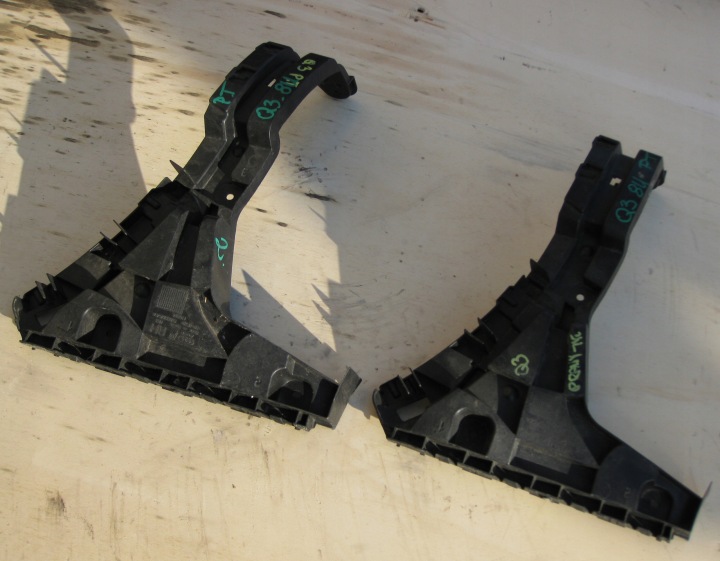 AUDI Q3 bumper bracket rear part original right 8U0807454A