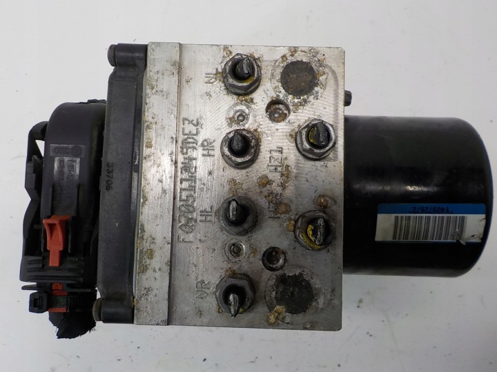 VW PASSAT B6 pumpa ABS 3C0614109A