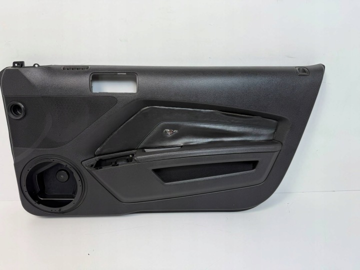 Ford Mustang V 2010 side left front
