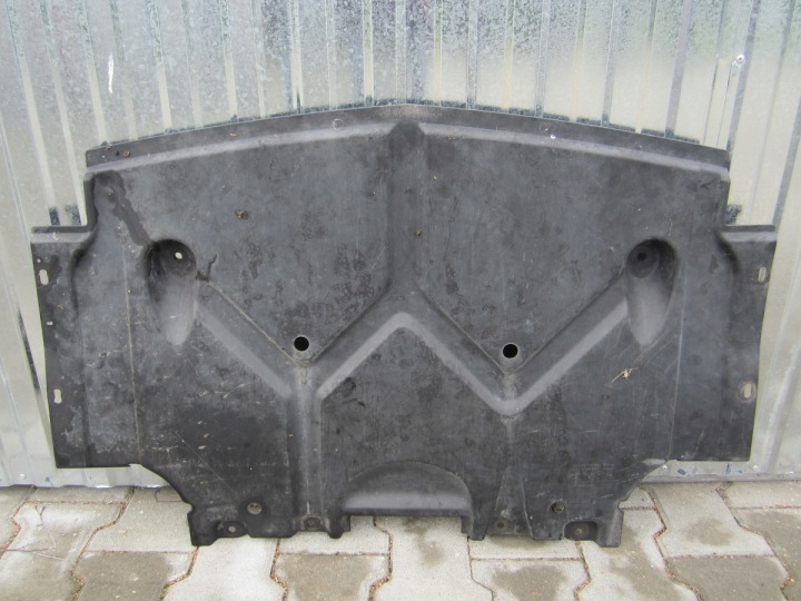 cover below bumper engine Mercedes W251 3.0 V6 CDI