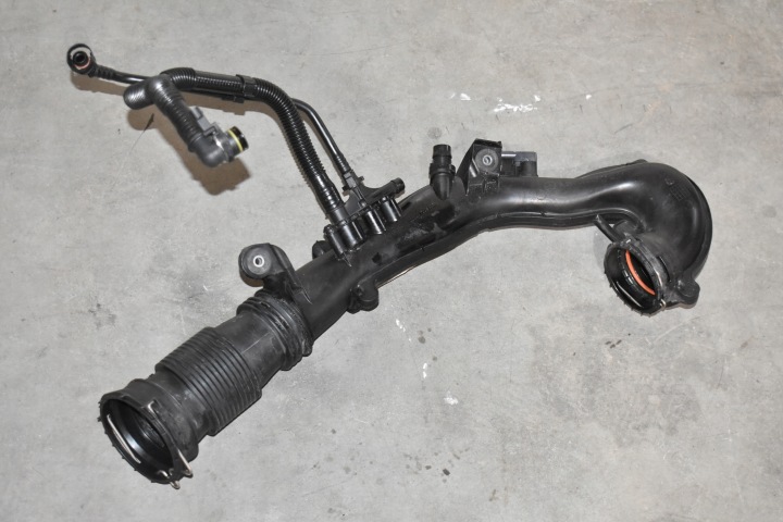IDEALNY Tubazione Dell’aria DO tubo del collettore MERCEDES 260920 X247 W177 1