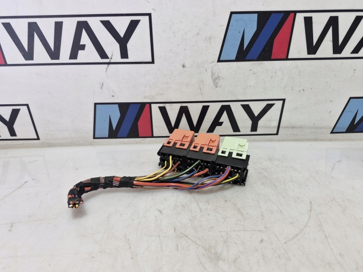 8373700 BMW E61 relay KOMPRESORA springing PNEUMATYCZNEGO