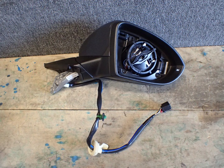 SPECCHIETTO RETROVISORE DESTRO VW GOLF VII 7 LIFT 6PIN