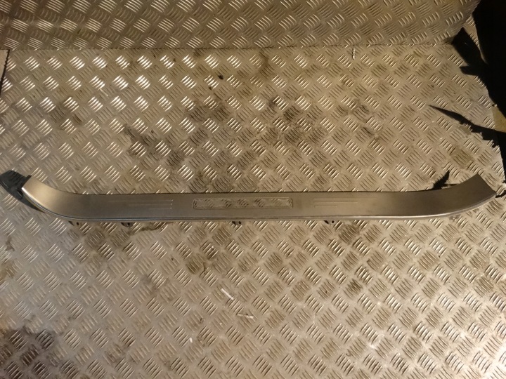 IDEAL COUVERTURE MOULAGE JUPE GAUCHE BENTLEY GTC 1