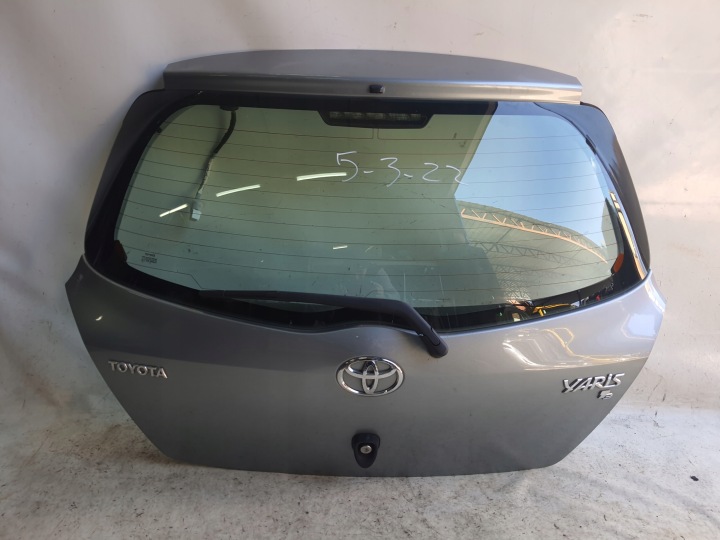 TOYOTA YARIS II 06-11 1F8 Malle hayon arrière coffre