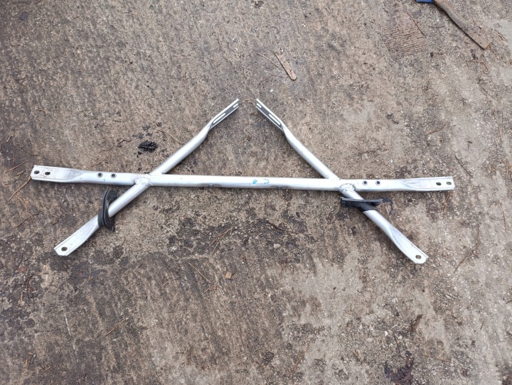 AUDI A6 C8 4K engine mount brace pillar 4K0801223A