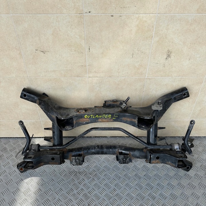 Vorderachsträger hinten MITSUBISHI OUTLANDER III 2.2D