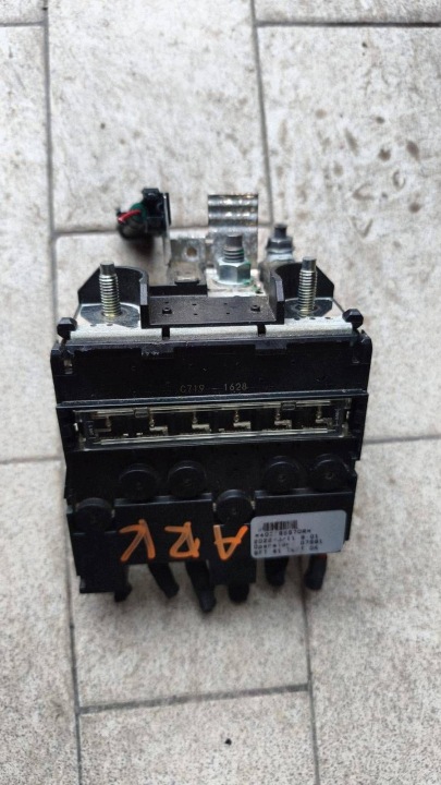 Klemme plus Renault Arkana 403885570R