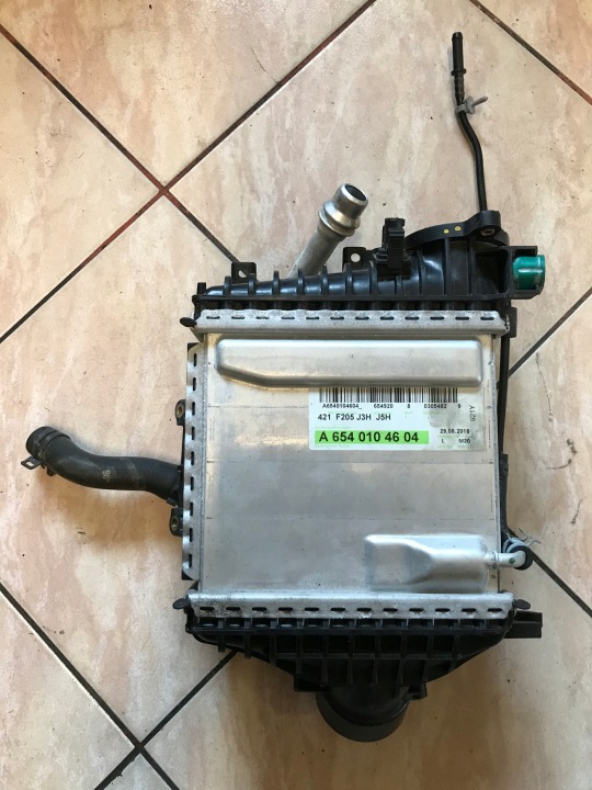 radiatore / raffreddatore radiatore intercooler MERCEDES C W205 654 E W213 220D 2.2 DIESEL OE
