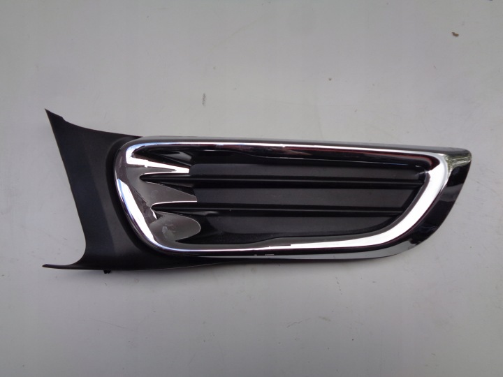 GRILLE PARE CHOC GAUCHE CITROEN C3 PICASSO 08-12