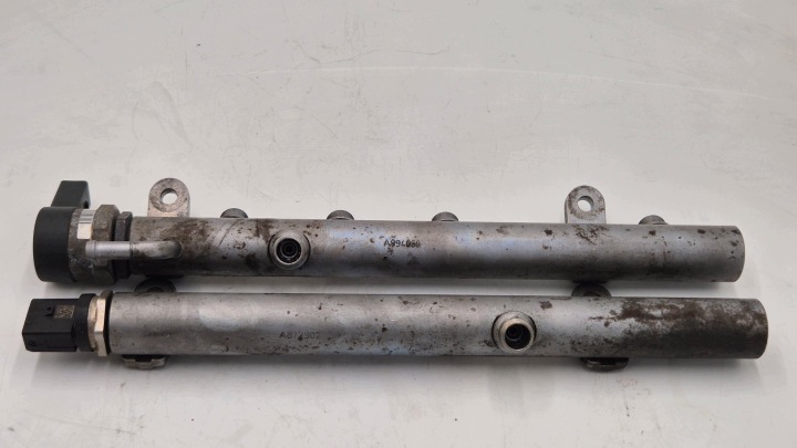vstrekovacia rampa MERCEDES BENZ ML W164 3.0CDI A6420700495