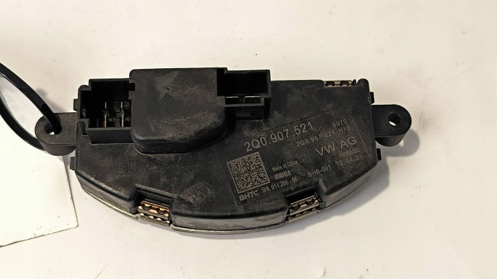 resistor, rheostat, regulator 2Q0907521 SEAT ARONA 6F9