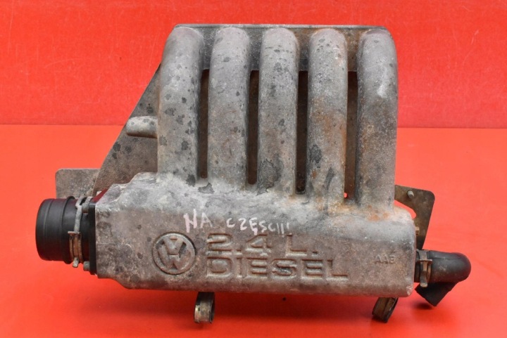 intake manifold 074129713D VW TRANSPORTER T4 2.4 D 78 KM 90-03
