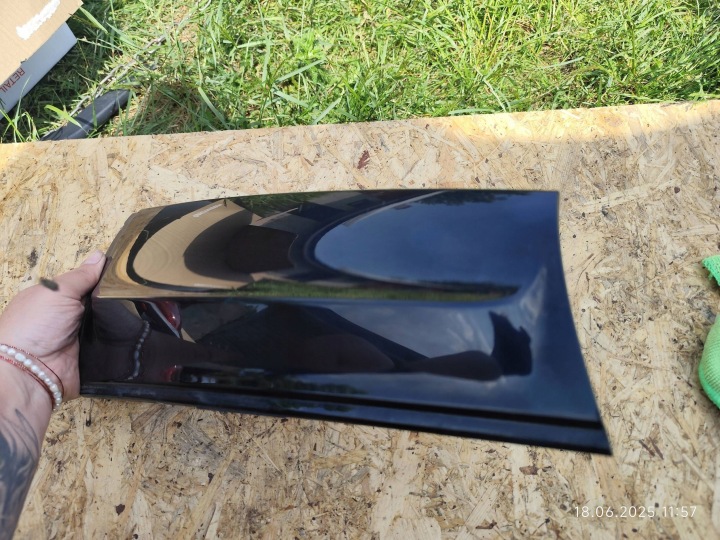 2012 Mini Cooper Countryman R60 Rear Window Trim 9801548 8
