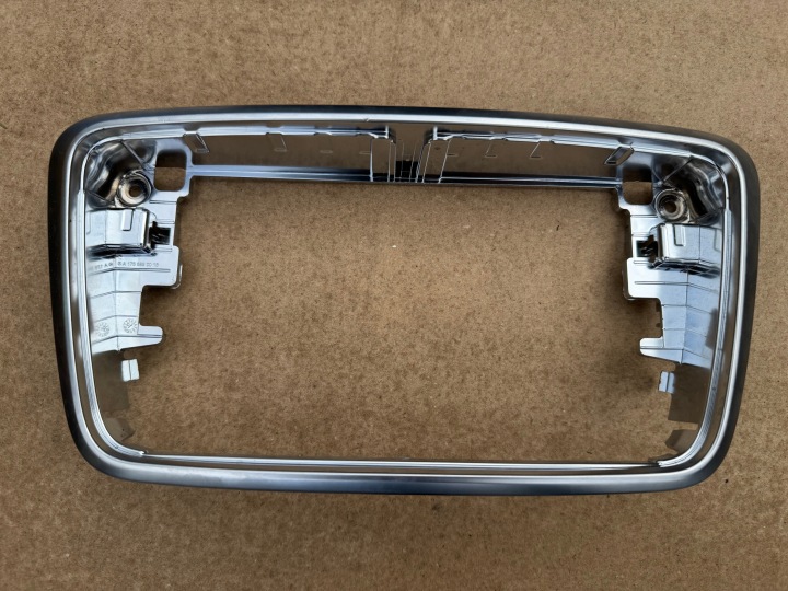 frame cover radio moulding A1766890018 MERCEDES W176 W117