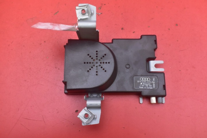 AMPLIFICATORE ANTENY 8P4035225 7617310103 AUDI A3 8P 04-08