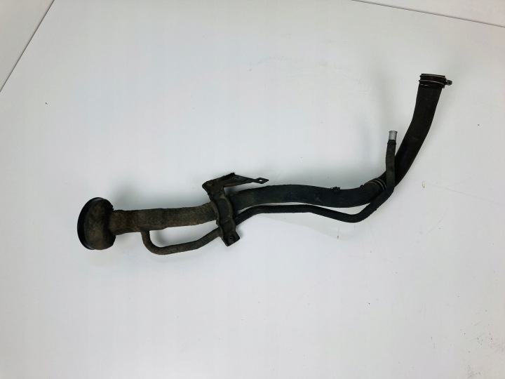 MERCEDES X-KLASA W470 3.0CDI pipe fuel tank door