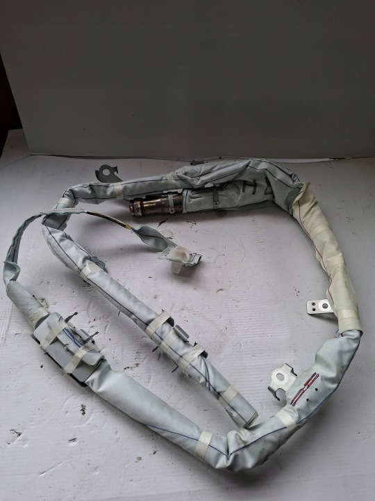 střešní airbag vzduchová pravý MAZDA 3 BM 625609300H HB