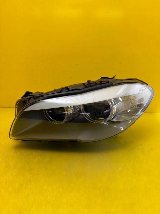Licht links BMW 5 F10 F11 Xenon 7203245-12 Nieskretna