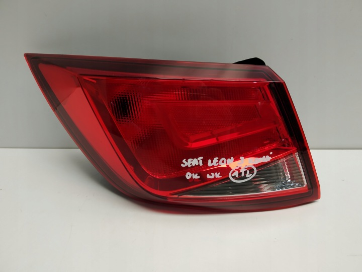 12+ Seat Leon III kombi ladna light wklad rear part left before lift originál