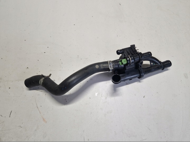 FORD FOCUS 3 C-MAX MK2 1.5 TDCI 1.6 TDCI thermostat housing hose wiring