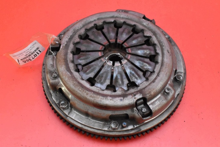 clutch complete 52170 TOYOTA YARIS 3 III 1.33 VVT-and 99 KM LIFT 14-17