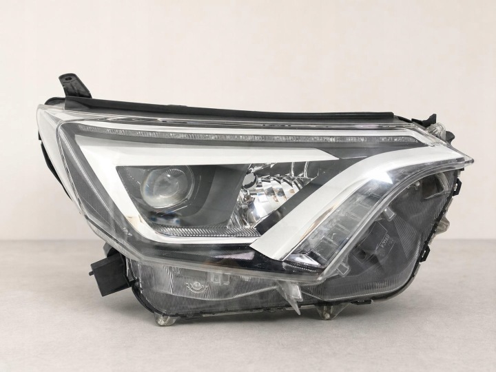 TOYOTA RAV4 IV 4 XA40 LIFT 15-18 lámpa FULL LED jobb eleje EUROPA