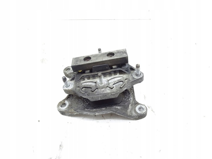 Stütze getriebehalter getriebestütze getriebelager AUDI A4 B9 2.0 TDI 8W0399118B 8W0399156