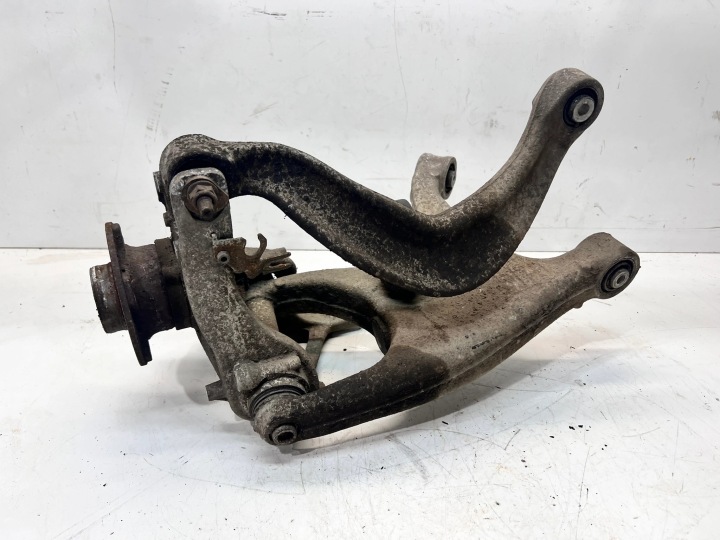 Achsschenkel Radnabe Radlager links heck AUDI A6 C7 A7 Q5 8R0505311F 4G0505431C