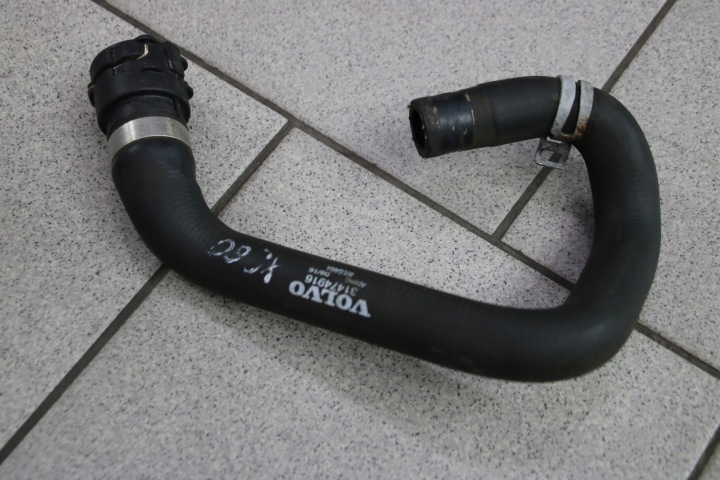 VOLVO XC60 and 2.0D D4 190 KM pipe hose wiring of water 31474916