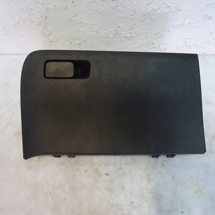 HYUNDAI I20 passenger compartment 84510-C8000