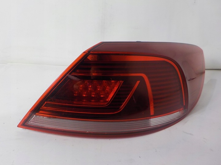 VOLKSWAGEN PASSAT CC light right rear right rear part