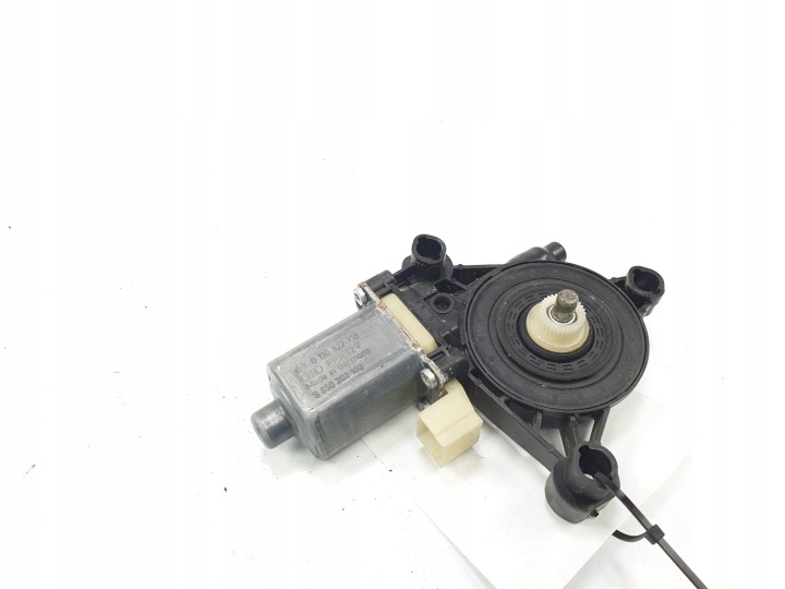 Motor Fenster rechts vorne 0130822716 SKODA OCTAVIA III