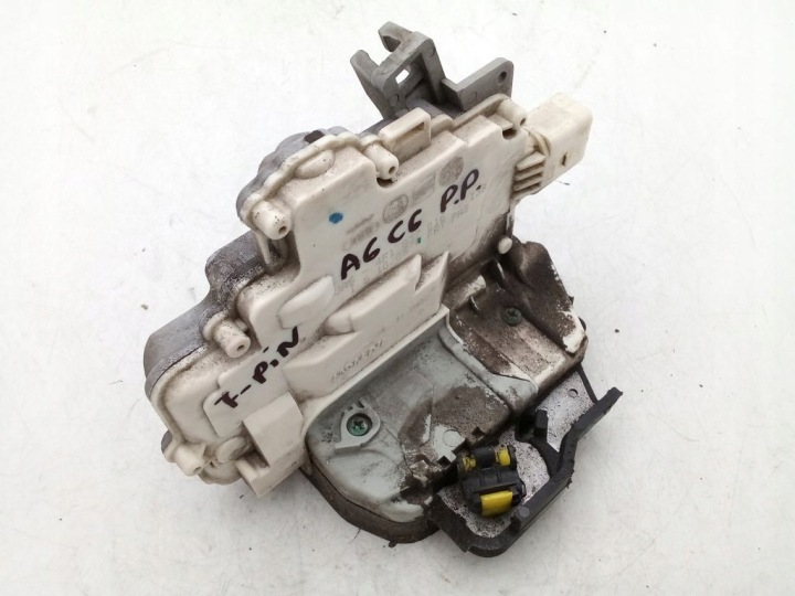 Audi A6 C6 lock z door right front front 7 PIN 4F1837016