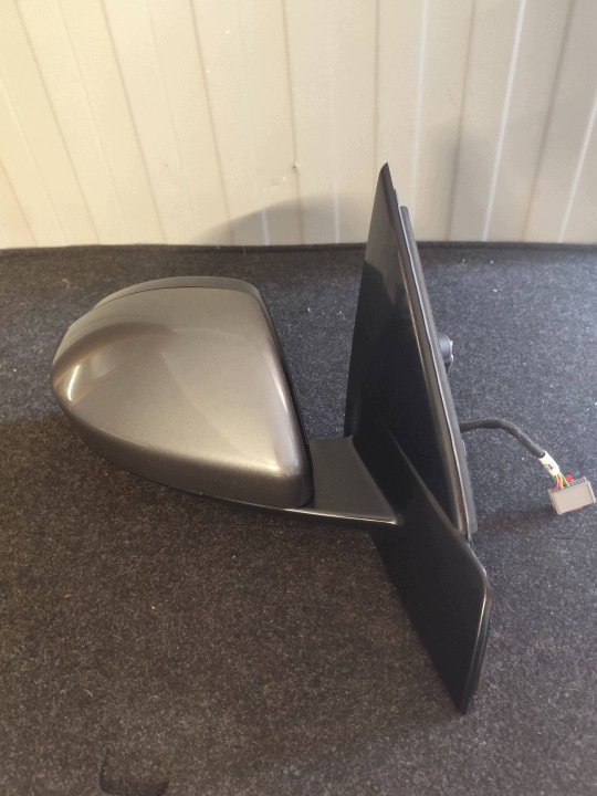 LAND ROVER DISCOVERY SPORT L550 zrcadlo pravé 8 PIN