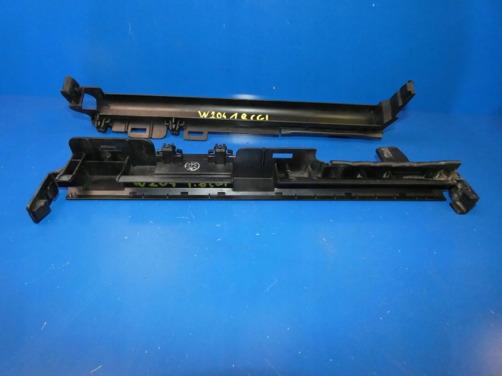 Mercedes C KLASA W204 W212 staffa telaio radiatore